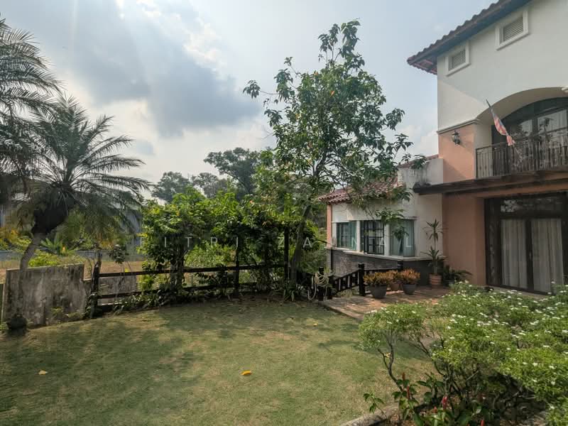 Bungalow House untuk Dijual di Seksyen 7 (Shah Alam) - Fitri Zainal - Exterior - PropertyGuru.com.my