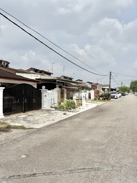 1-storey Terraced House for Sale in Bandar Baru Permas Jaya (Permas Jaya) - Jesserine Neo - Exterior - PropertyGuru.com.my