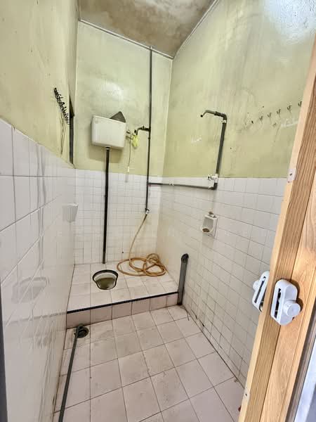 1-storey Terraced House for Sale in Bandar Baru Permas Jaya (Permas Jaya) - Jesserine Neo - Bathroom - PropertyGuru.com.my