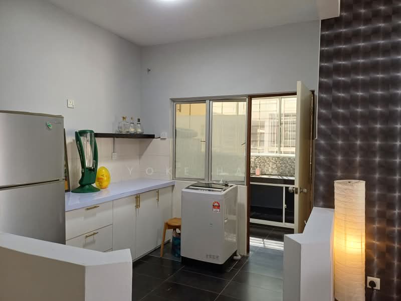 Kondominium untuk Disewa di Koi Tropika - Yoke Han - Kitchen - PropertyGuru.com.my