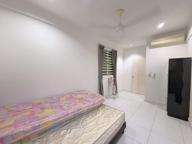 Condominium for Sale at Elit Heights @ Bayan City - Vincent Ooi - Bedroom - PropertyGuru.com.my