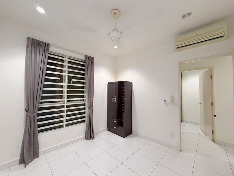 Condominium for Sale at Elit Heights @ Bayan City - Vincent Ooi - Bedroom - PropertyGuru.com.my