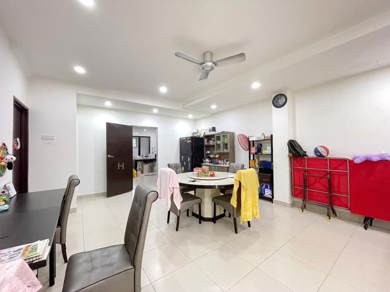 Rumah Teres 2-Tingkat untuk Dijual di Meru (Klang) - Charlie Gan - Dining Room - PropertyGuru.com.my