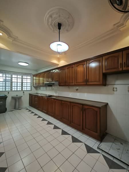 Rumah Teres 2-Tingkat untuk Dijual di Johor Bahru (Johor) - Kym Kee - Kitchen - PropertyGuru.com.my