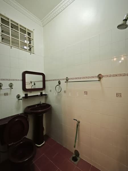 Rumah Teres 2-Tingkat untuk Dijual di Johor Bahru (Johor) - Kym Kee - Bathroom - PropertyGuru.com.my