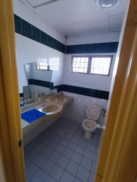 Rumah Teres 2-Tingkat untuk Disewa di Bandar Utama 12 (Bandar Utama) - Wymer Liew - Bathroom - PropertyGuru.com.my