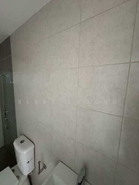 Kediaman Servis untuk Dijual di Aster Hill - Berry Choong - Bathroom - PropertyGuru.com.my