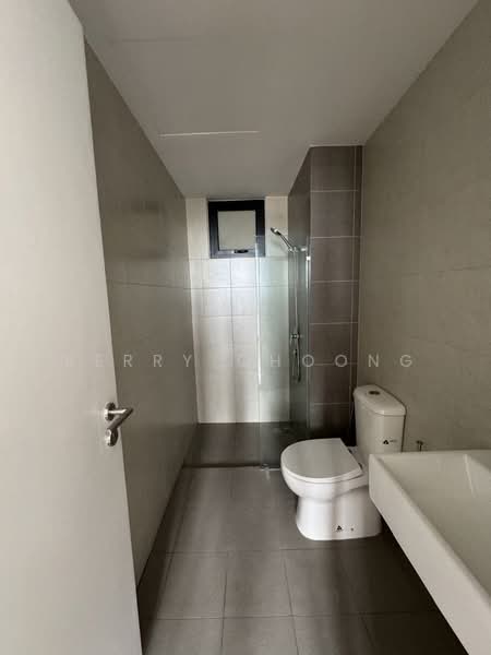 Kediaman Servis untuk Dijual di Aster Hill - Berry Choong - Bathroom - PropertyGuru.com.my