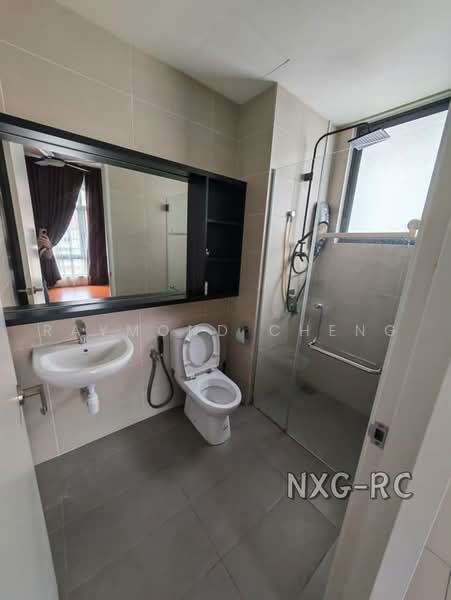 Kediaman Servis untuk Dijual di Fortune Perdana - Raymond Cheng - Bathroom - PropertyGuru.com.my