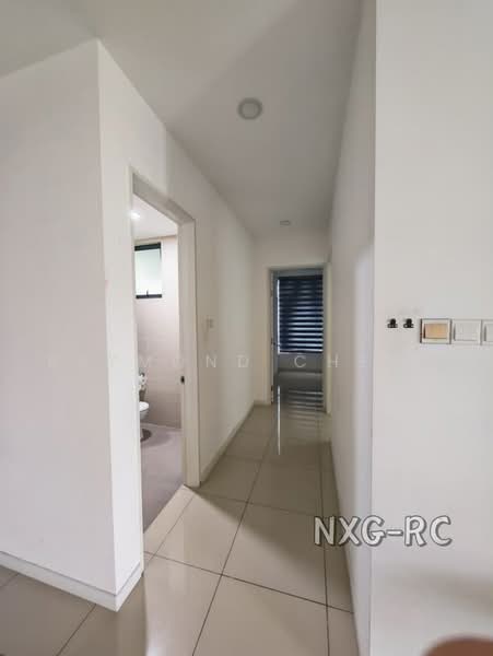 Kediaman Servis untuk Dijual di Fortune Perdana - Raymond Cheng - Corridor - PropertyGuru.com.my