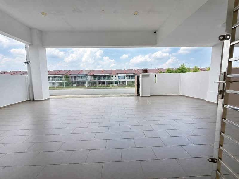 Rumah Kluster untuk Dijual di Taman Kluang Perdana (Kluang) - May Tan - Exterior - PropertyGuru.com.my