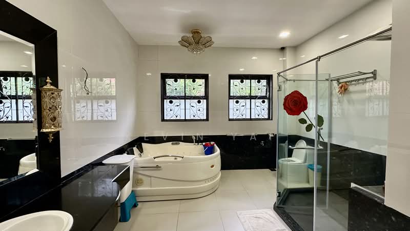 Bungalow House untuk Dijual di Titiwangsa (Kuala Lumpur) - Kevin Yai - Bathroom - PropertyGuru.com.my