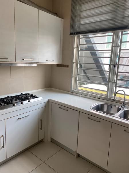 Townhouse for Sale in Taman Sutera Utama (Skudai) - Nicole Pua - Kitchen - PropertyGuru.com.my