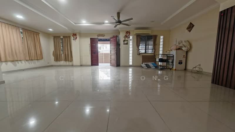 Rumah Teres 2-Tingkat untuk Dijual di BANDAR PUCHONG JAYA (Puchong) - Celine Kong - Living Room - PropertyGuru.com.my