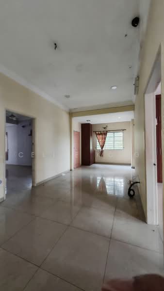 Rumah Teres 2-Tingkat untuk Dijual di BANDAR PUCHONG JAYA (Puchong) - Celine Kong - Living Room - PropertyGuru.com.my