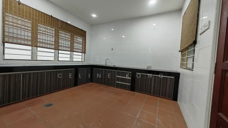 Rumah Teres 2-Tingkat untuk Dijual di BANDAR PUCHONG JAYA (Puchong) - Celine Kong - Kitchen - PropertyGuru.com.my