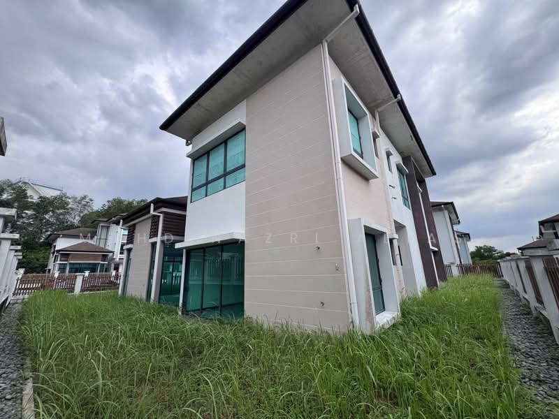 Bungalow House untuk Dijual di Subang Bestari (Shah Alam) - Mohd Nazri Alias - Exterior - PropertyGuru.com.my