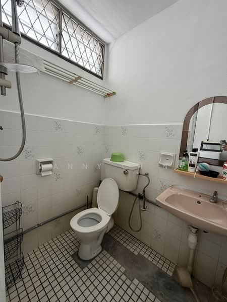 Rumah Teres 1-Tingkat untuk Disewa di Gelugor (Penang) - Danny Ch'ng - Bathroom - PropertyGuru.com.my