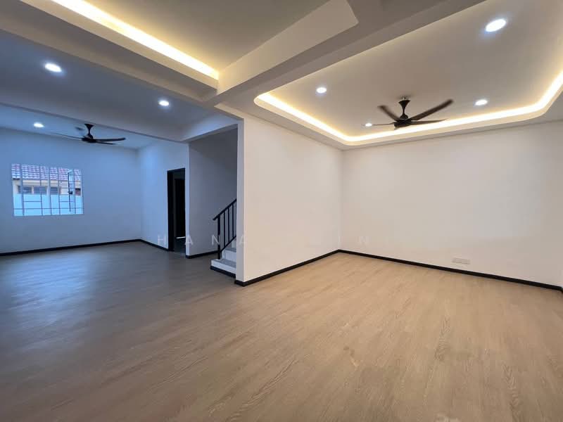 Rumah Teres 3-Tingkat untuk Dijual di Bandar Seremban Selatan (Seremban) - Hana Zaini - Living Room - PropertyGuru.com.my