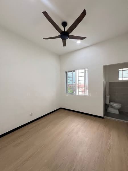 Rumah Teres 3-Tingkat untuk Dijual di Bandar Seremban Selatan (Seremban) - Hana Zaini - Bedroom - PropertyGuru.com.my