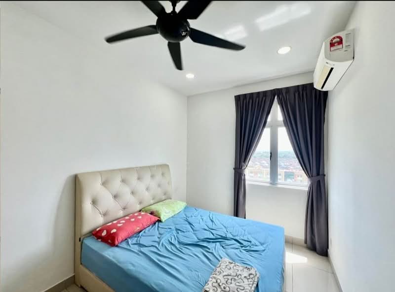 Kediaman Servis untuk Dijual di Meridin Bayvue Serviced Apartment - SJ CHAN - Bedroom - PropertyGuru.com.my