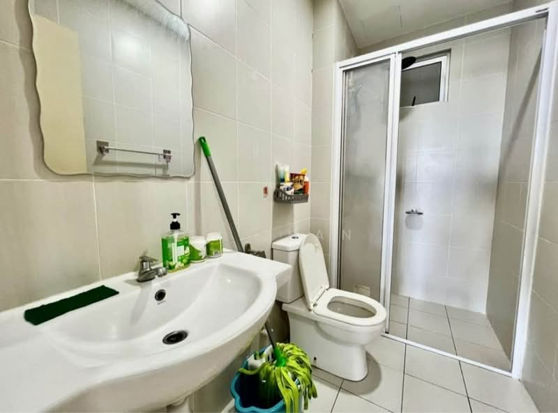 Kediaman Servis untuk Dijual di Meridin Bayvue Serviced Apartment - SJ CHAN - PropertyGuru.com.my