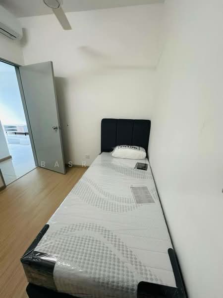 Condominium for Rent at LEA By The Hills - Basri Munir - Bedroom - PropertyGuru.com.my