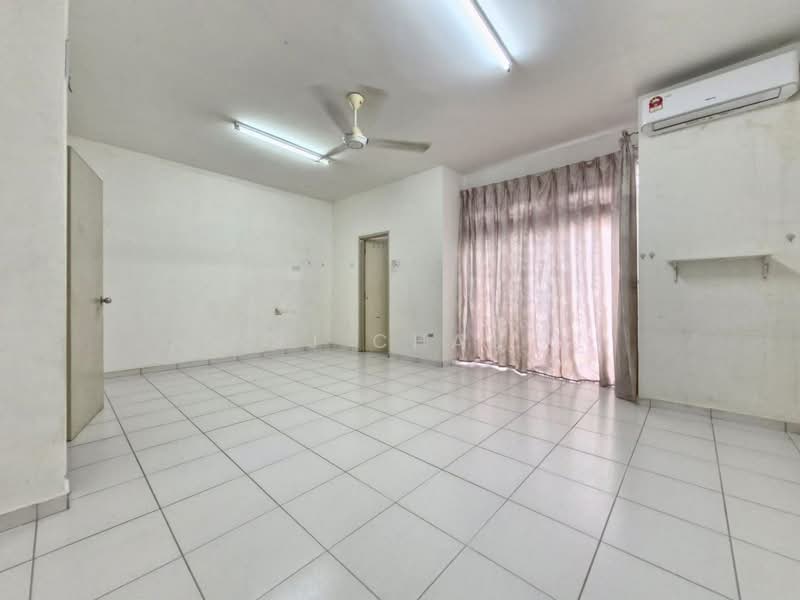 2-storey Terraced House for Sale in Taman Desa Tebrau (Tebrau) - SJ CHAN - Living Room - PropertyGuru.com.my