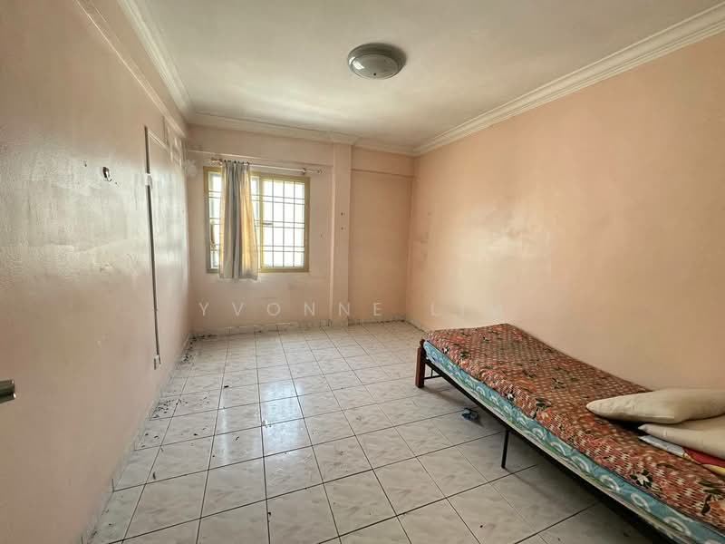 Pangsapuri untuk Dijual di Sri Intan - Yvonne Lim - Bedroom - PropertyGuru.com.my