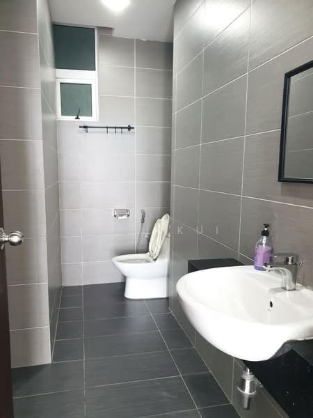 Condominium for Rent at KSL D'Esplanade Residence - Yumi Kui - Bathroom - PropertyGuru.com.my