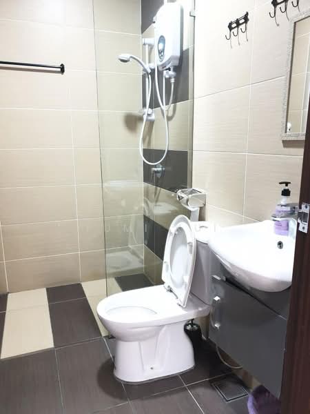 Condominium for Rent at KSL D'Esplanade Residence - Yumi Kui - Bathroom - PropertyGuru.com.my