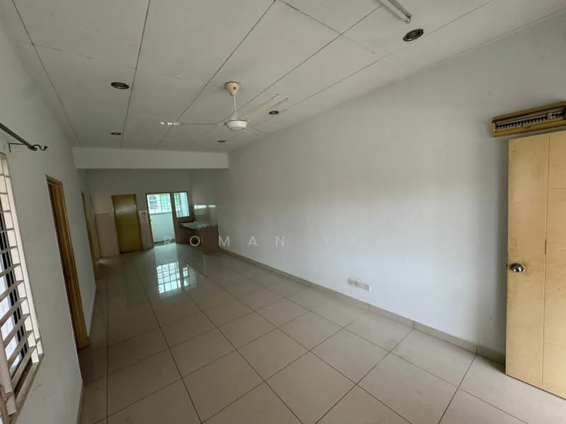 Pangsapuri untuk Dijual di Desa Mas - Roman Yap - Living Room - PropertyGuru.com.my