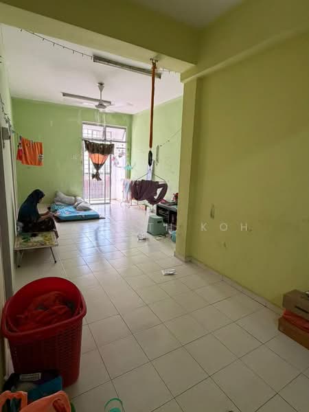 Soho for Sale in Bandar Pulai Jaya (Kulai) - Japheth Koh - Living Room - PropertyGuru.com.my