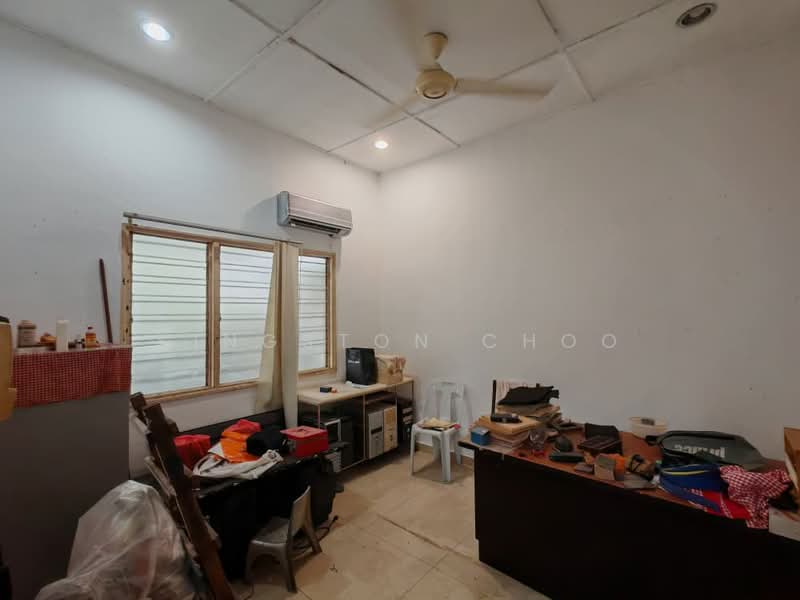 Rumah Teres 1-Tingkat untuk Dijual di Taman Overseas Union (Taman Oug) (Jalan Klang Lama (Old Klang Road)) - Kingston Choo - Study - PropertyGuru.com.my