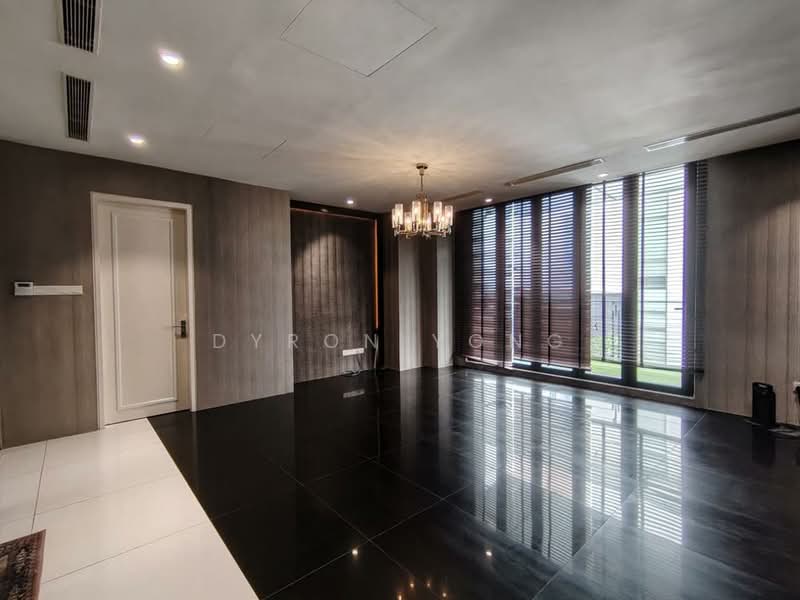 Bungalow House for Sale in Batu 9 (Cheras) - Dyron Yong - Living Room - PropertyGuru.com.my