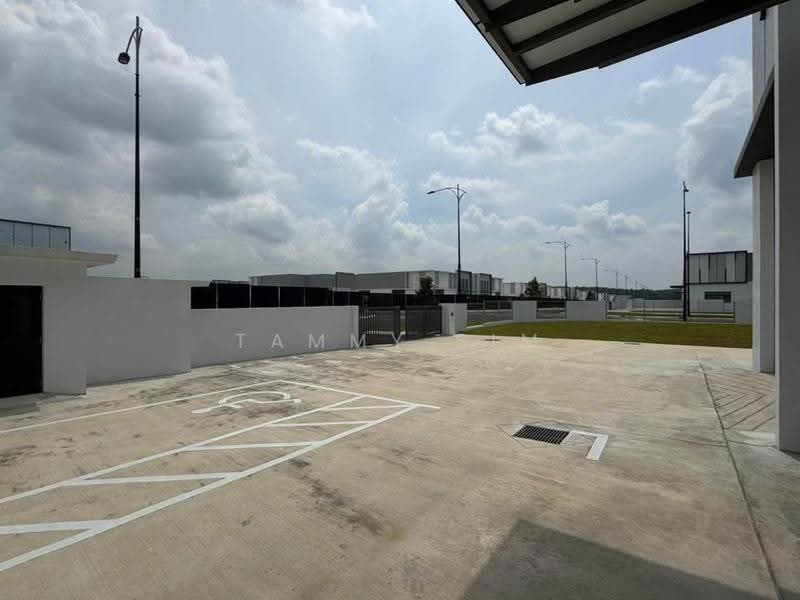 Kilang Berkembar untuk Dijual di Nilai 3 (Nilai) - Tammy Sim - Exterior - PropertyGuru.com.my