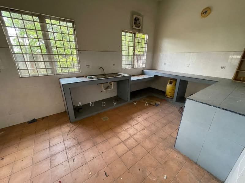 Bungalow House untuk Dijual di Rawang (Selangor) - Andy Yap - Kitchen - PropertyGuru.com.my
