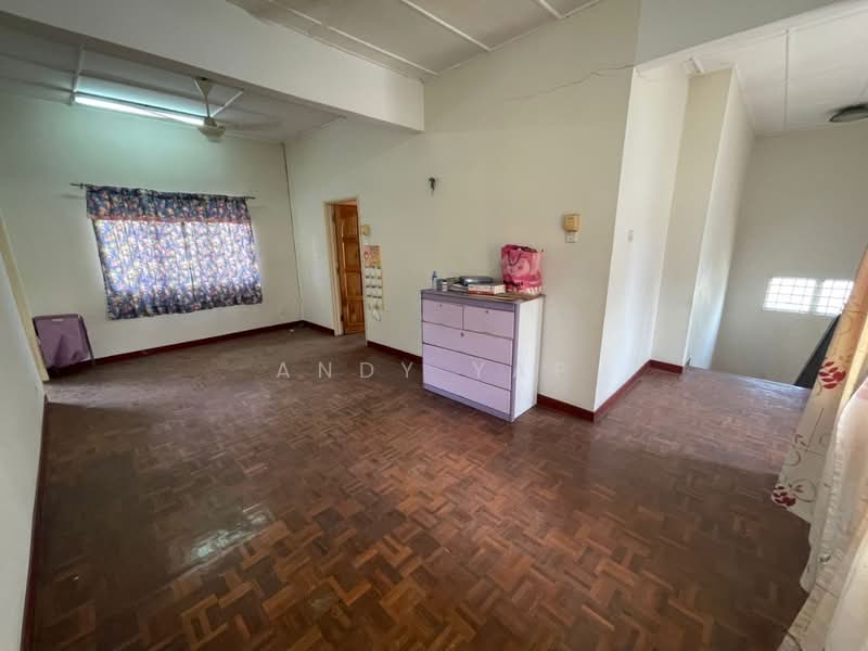 Bungalow House untuk Dijual di Rawang (Selangor) - Andy Yap - Living Room - PropertyGuru.com.my
