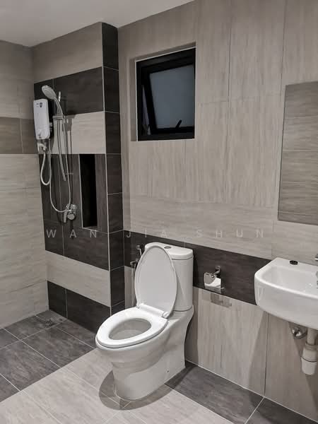 Kondominium untuk Disewa di Aster Residence - Wan Jia Shun - Bathroom - PropertyGuru.com.my