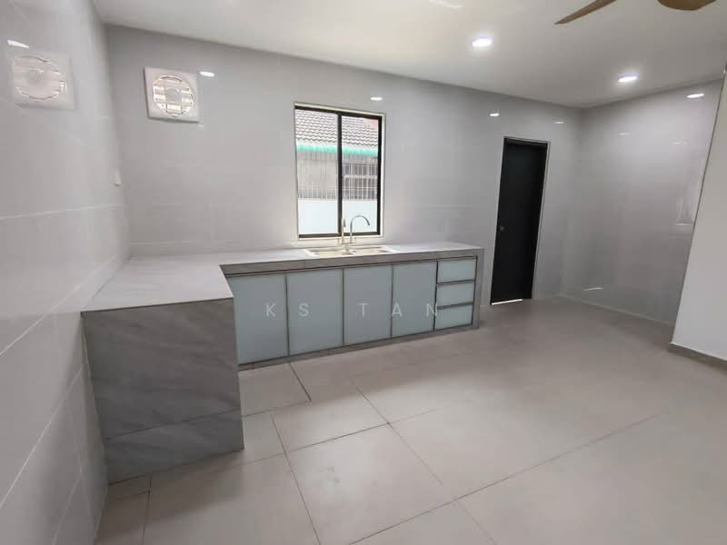 1-storey Terraced House for Sale in Taman Puteri Wangsa (Ulu Tiram) - KS Tan - PropertyGuru.com.my