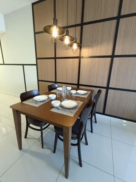 Kediaman Servis untuk Disewa di Parc 3 - Dion Sin - Dining Room - PropertyGuru.com.my