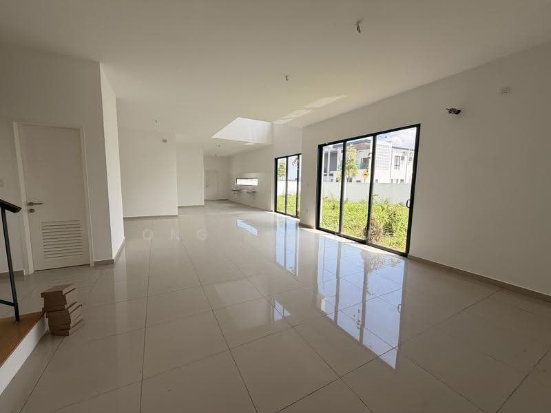 2-storey Terraced House for Sale in Suria Heights, Corner Sendayan House, S2 Heights (Bandar Sri Sendayan) - Ong Jia Hui - Living Room - PropertyGuru.com.my
