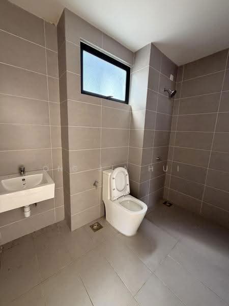 2-storey Terraced House for Sale in Suria Heights, Corner Sendayan House, S2 Heights (Bandar Sri Sendayan) - Ong Jia Hui - Bathroom - PropertyGuru.com.my