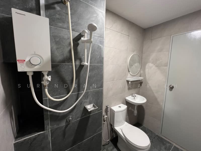 Condominium for Sale at Residensi Bintang - Surendran Karapiah - Bathroom - PropertyGuru.com.my