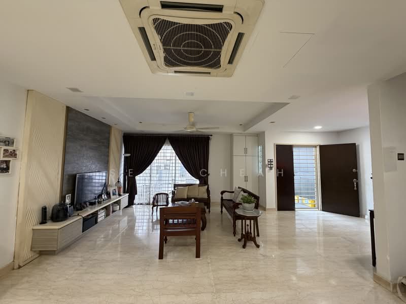 2.5-storey Terraced House for Sale in Bandar Utama 11 (Bandar Utama) - Sean Cheah - Living Room - PropertyGuru.com.my