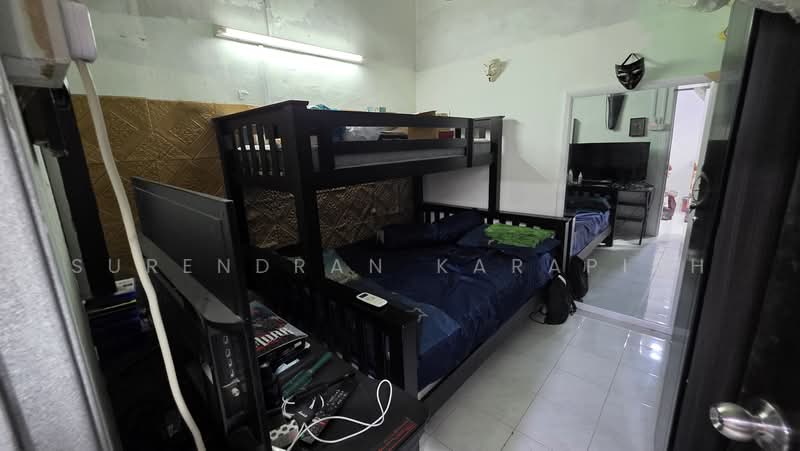 Rumah Teres 1-Tingkat untuk Dijual di Taman Sentosa (Klang) - Surendran Karapiah - Bedroom - PropertyGuru.com.my