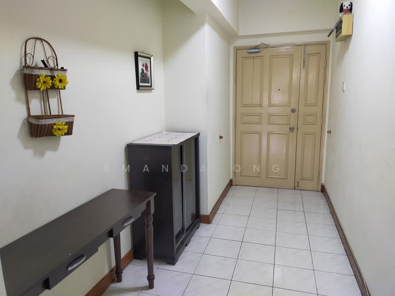 Kondominium untuk Dijual di Desa Kiara - Amanda Ong - Entrance - PropertyGuru.com.my