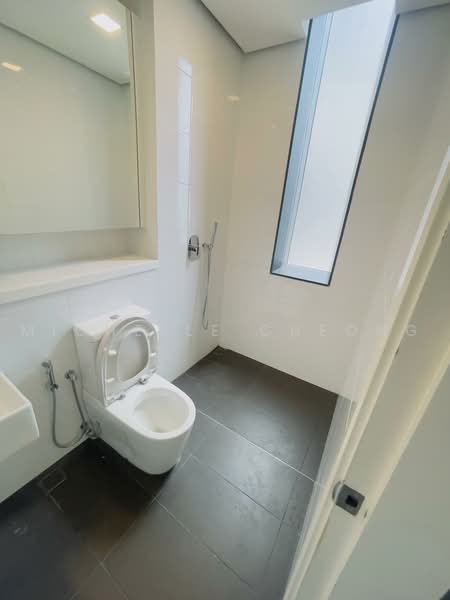 Pejabat untuk Disewa di Mont Kiara (Kuala Lumpur) - Michelle Cheong - Bathroom - PropertyGuru.com.my