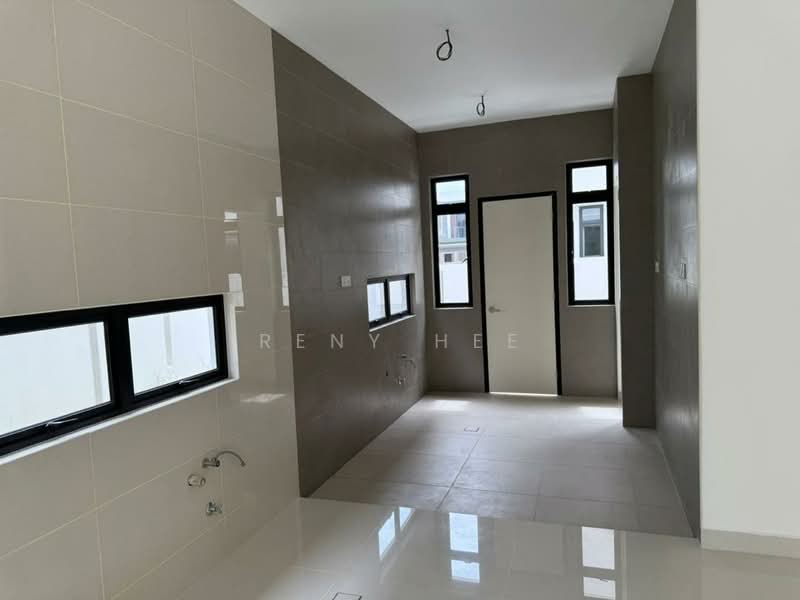 Rumah Berkembar untuk Dijual di Taman Sutera Utama (Skudai) - Reny Hee - Interior - PropertyGuru.com.my