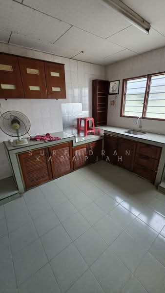 Rumah Teres 1-Tingkat untuk Dijual di Off Jalan Meru (Klang) - Surendran Karapiah - Kitchen - PropertyGuru.com.my